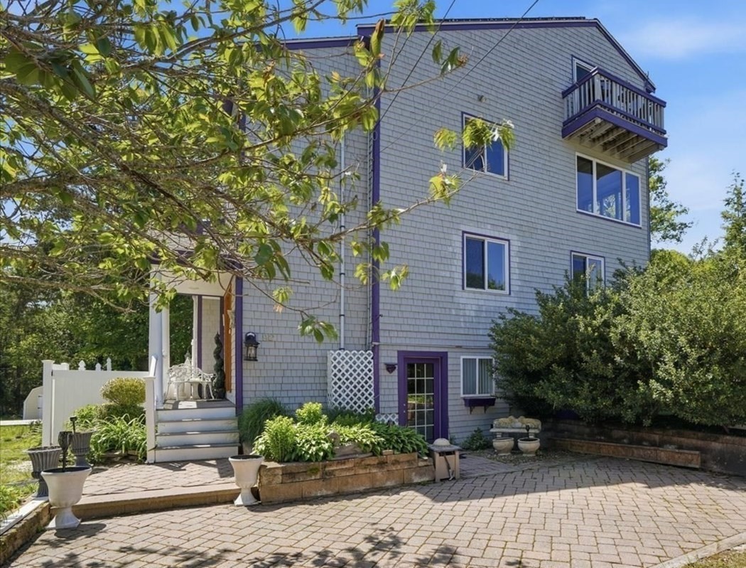 92 Lookout Point Rd