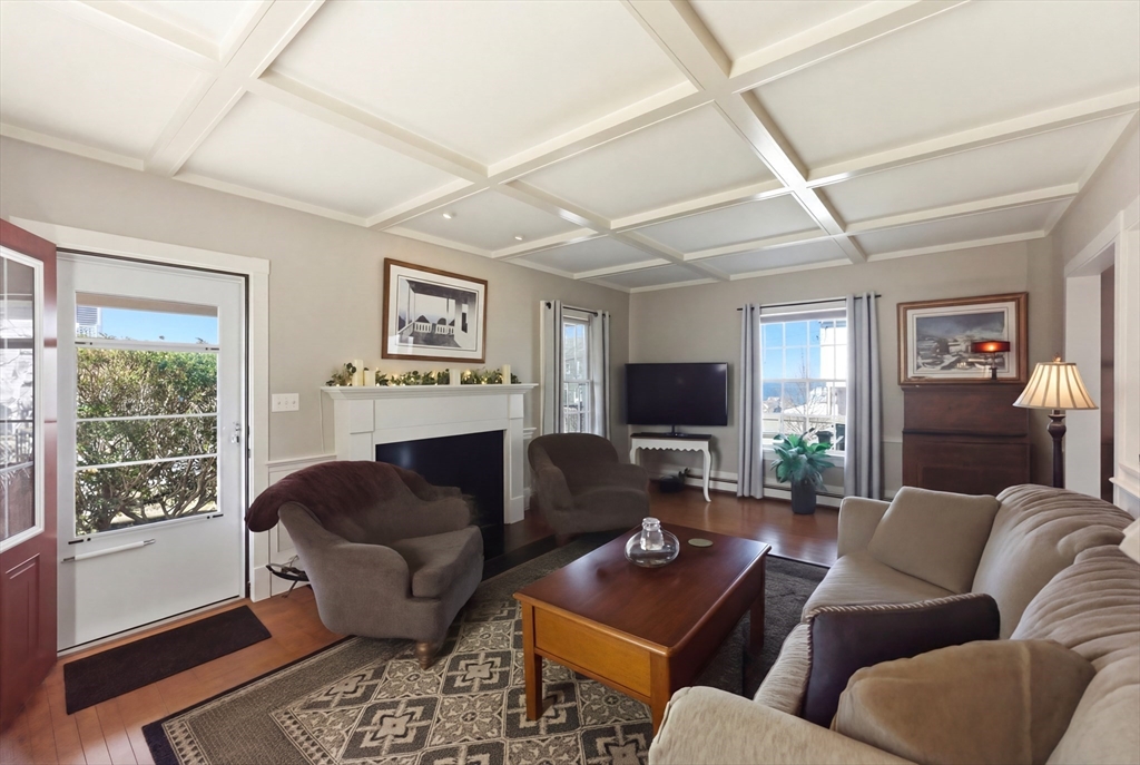 47 Arlington Rd