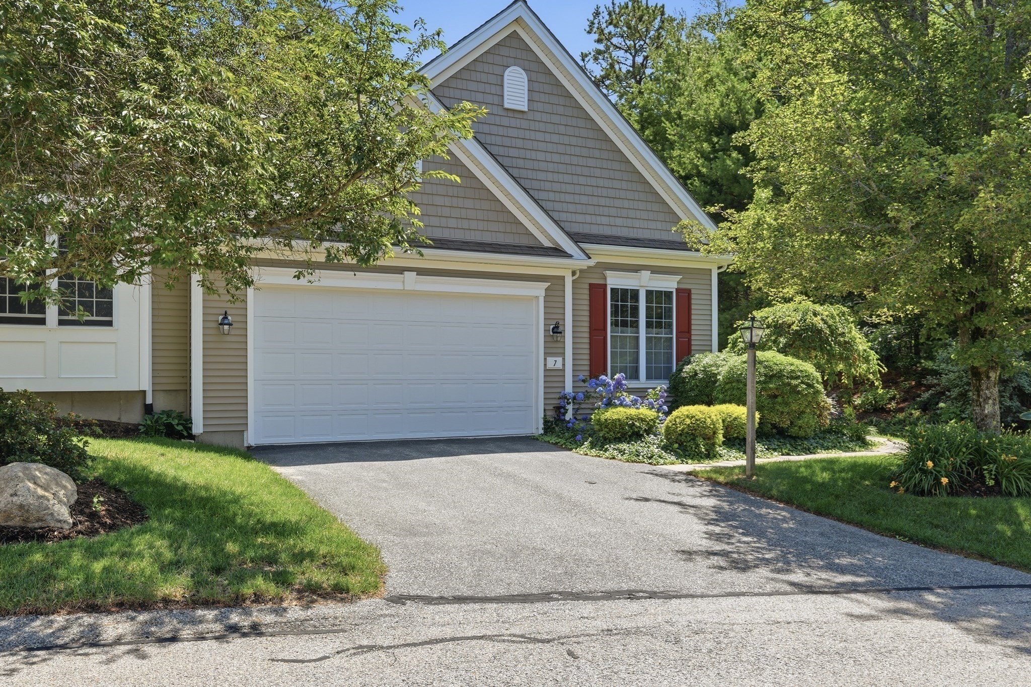 7 Madison Reach
