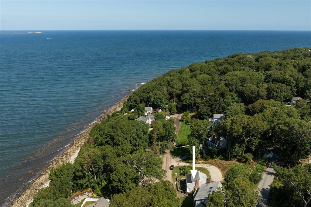 41 Bay Shore Dr
