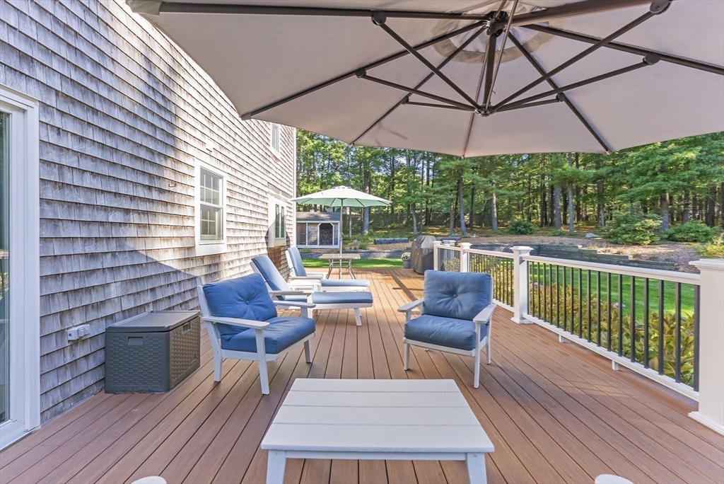 8 Copper Beech Drive