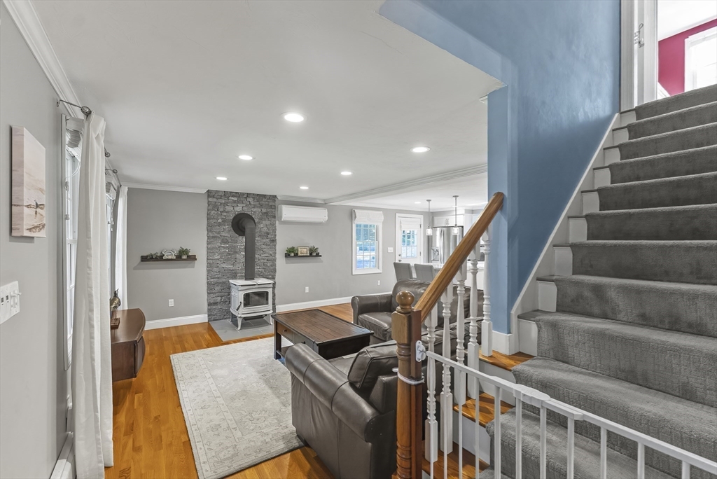 8 Copper Beech Drive