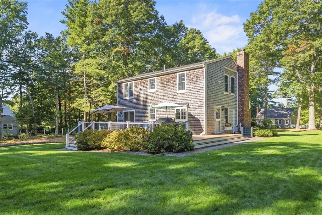 8 Copper Beech Drive