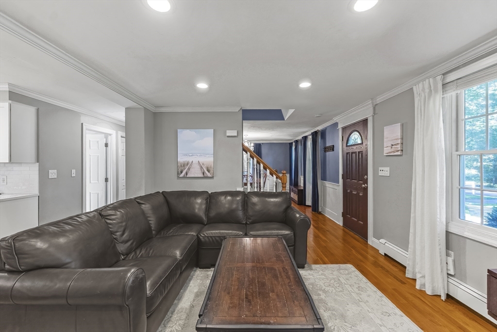 8 Copper Beech Drive