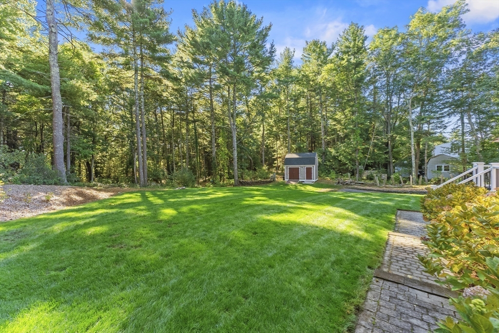 8 Copper Beech Drive