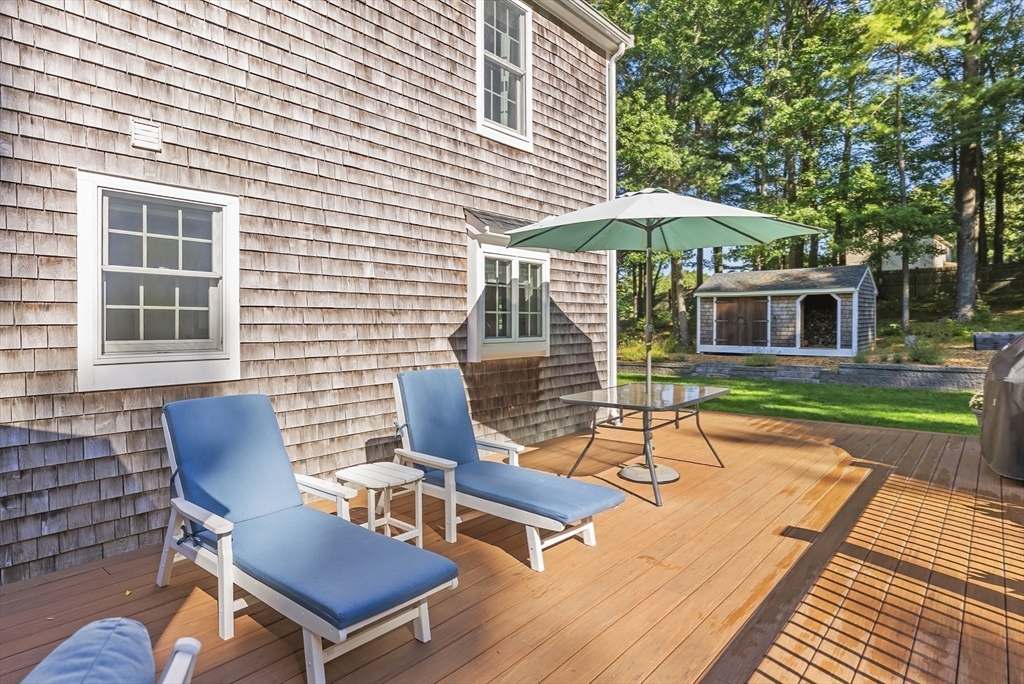 8 Copper Beech Drive