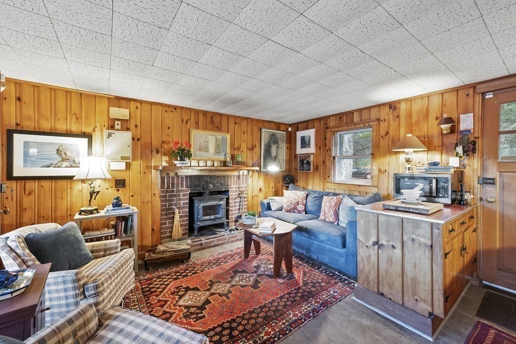 1029 Old Sandwich Rd