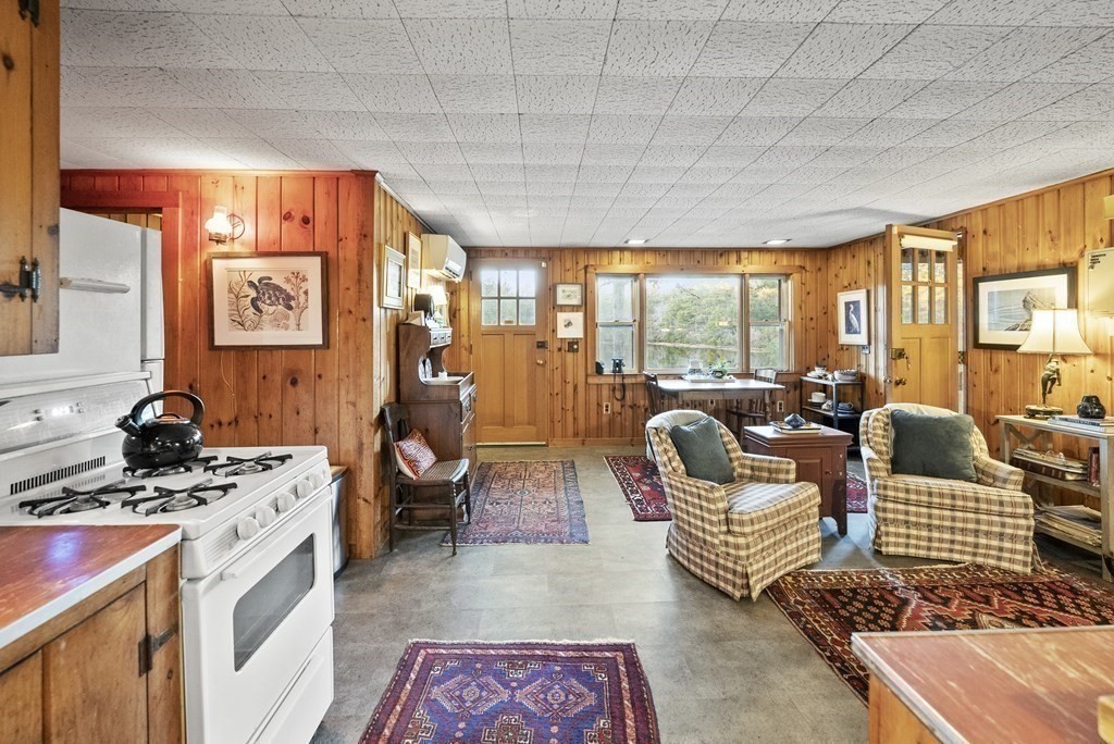 1029 Old Sandwich Rd