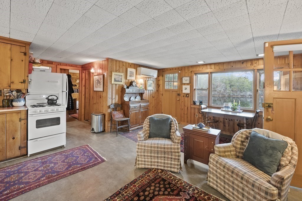 1029 Old Sandwich Rd