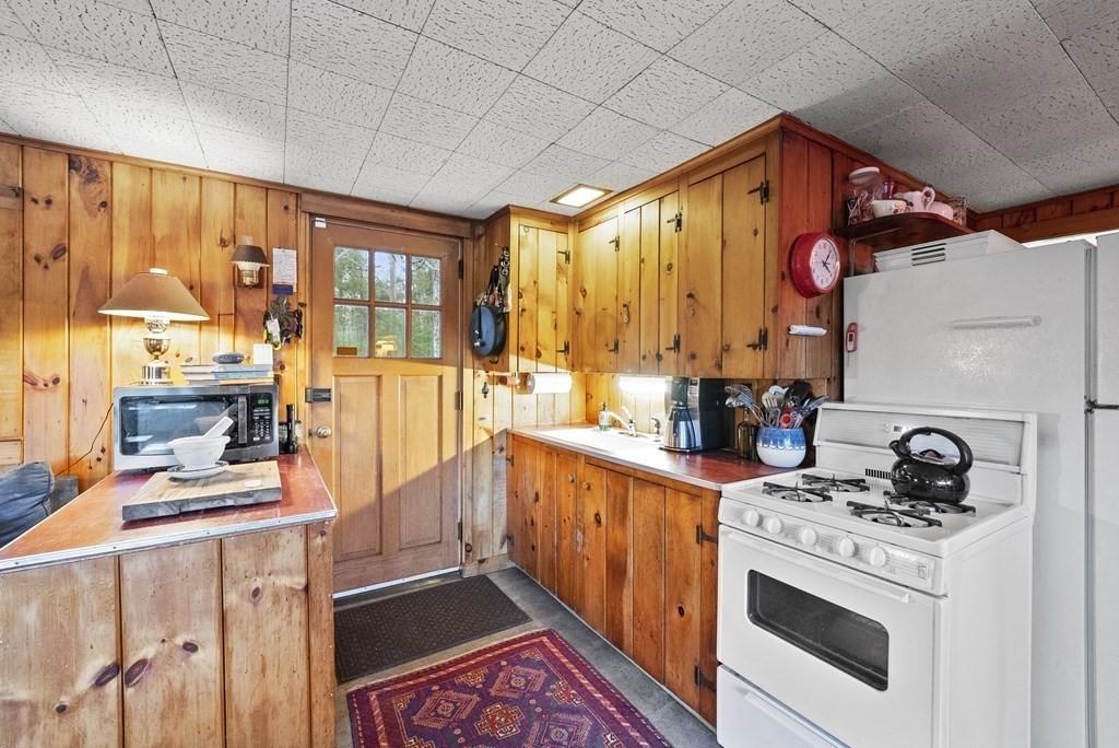 1029 Old Sandwich Rd