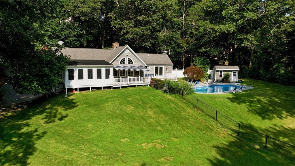 61 Clifford Rd