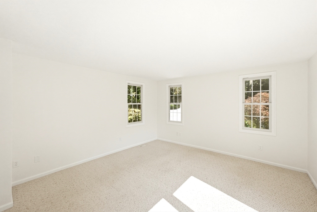 61 Clifford Rd