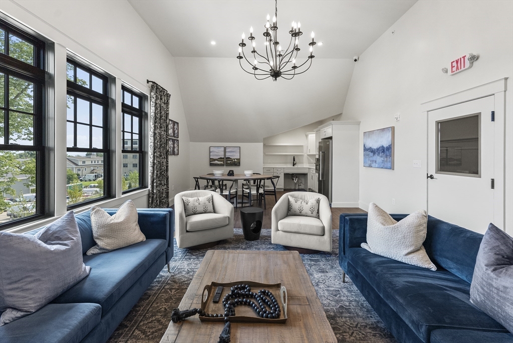 134 Court St # 2