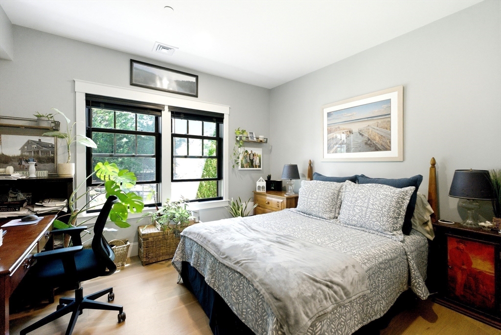 134 Court St # 2