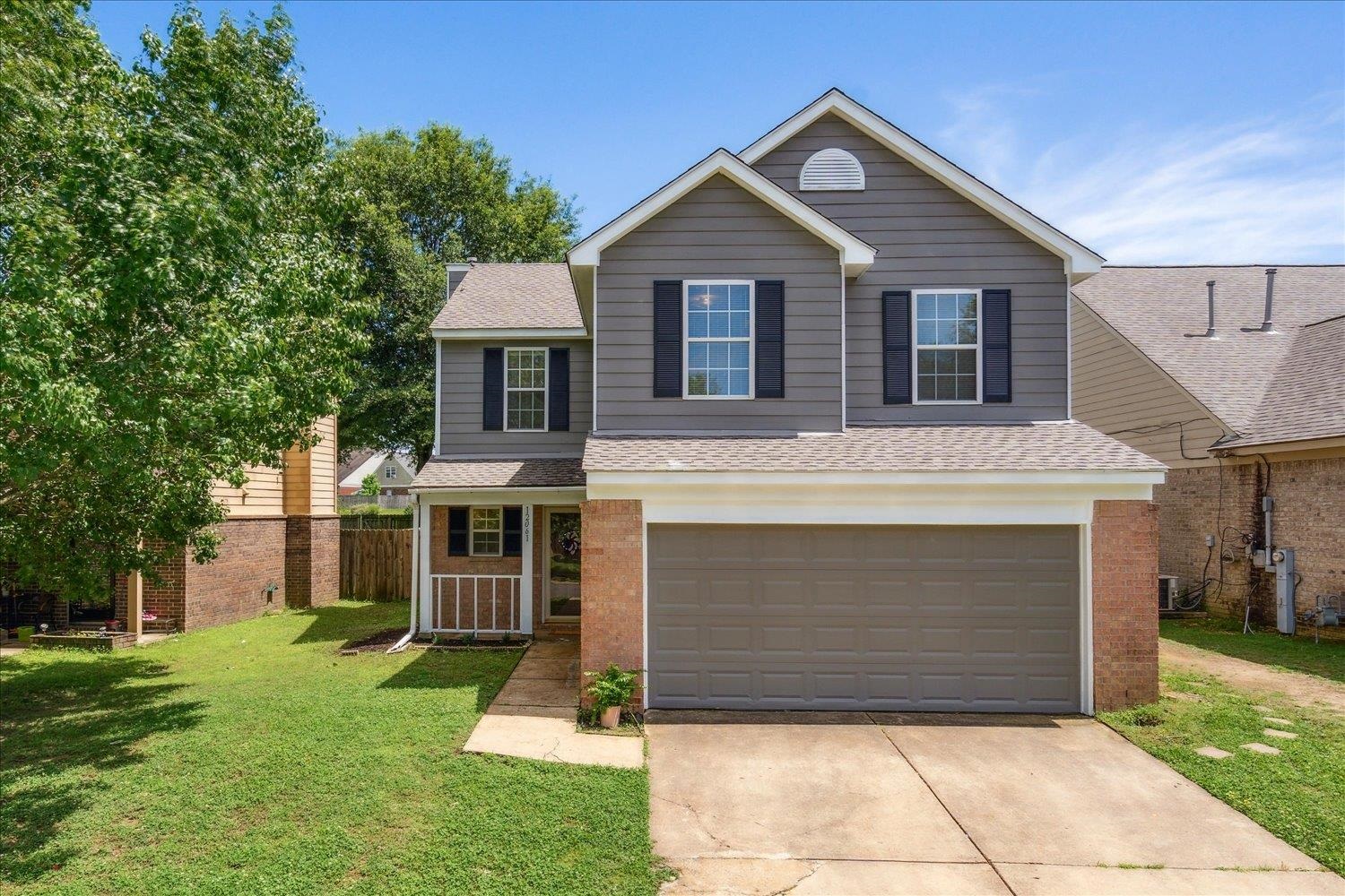 12061 HIDDEN TRAILS DR