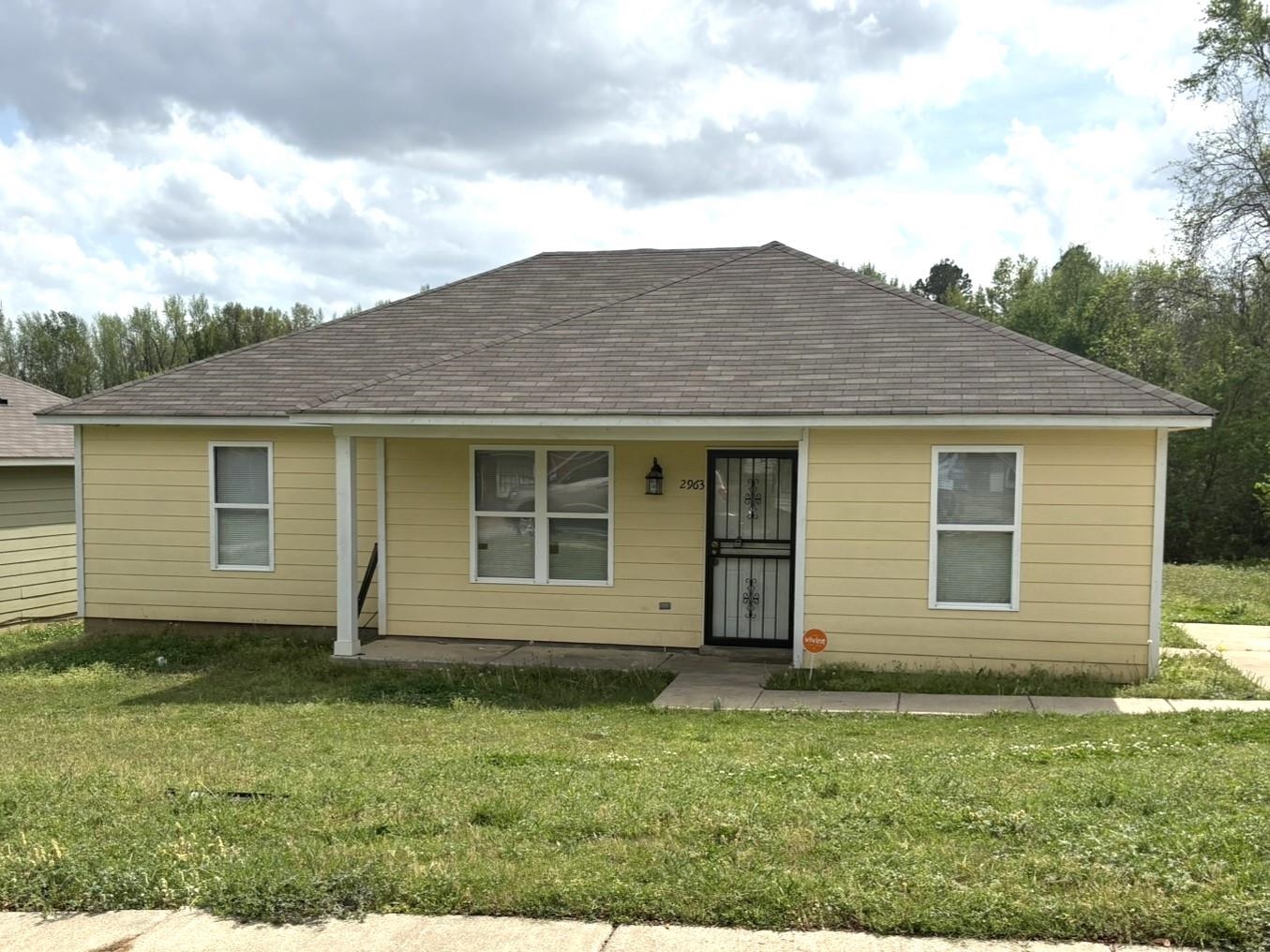 2963 LAKE PARK RD