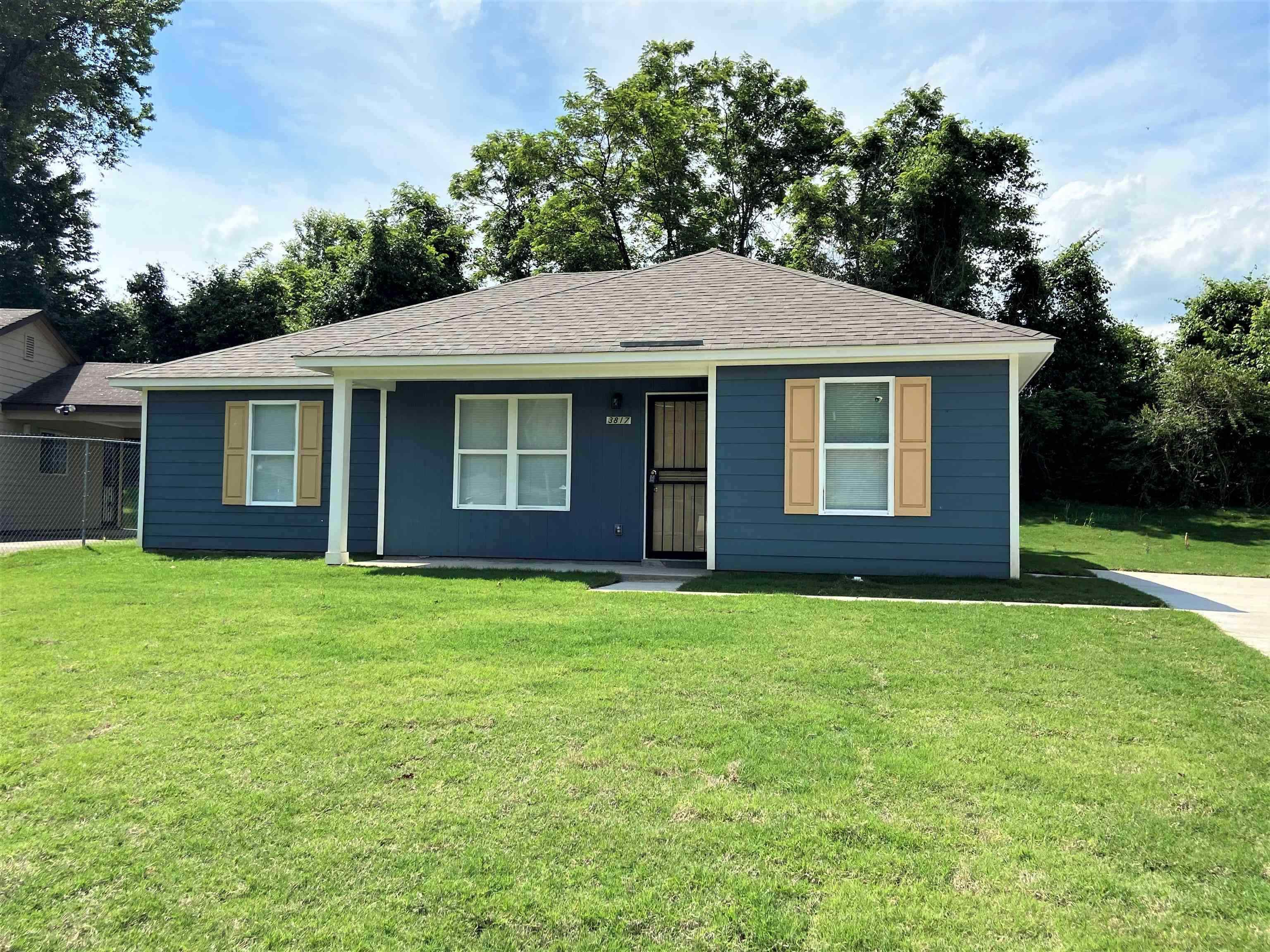 3187 E SHIRLEY CIR