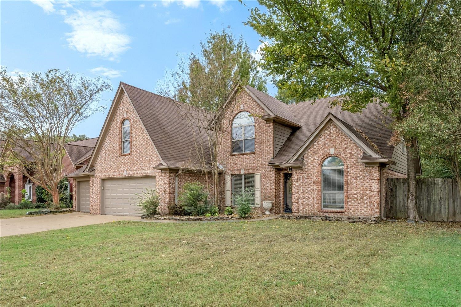 4525 HICKORY CREEK DR