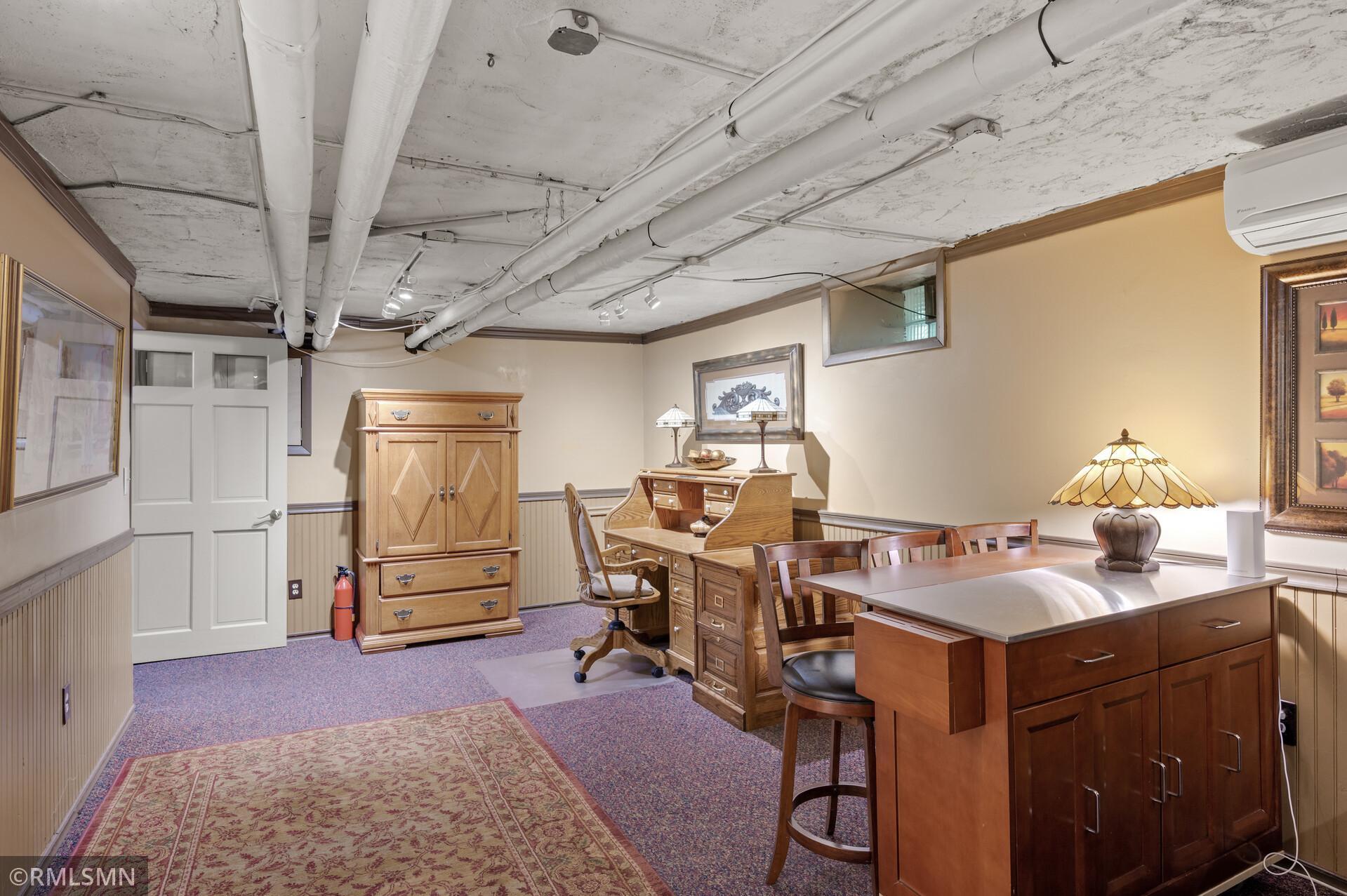 1418 Adams Street NE