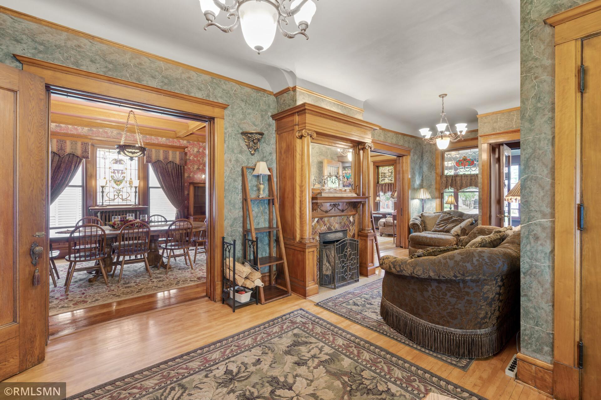 1418 Adams Street NE