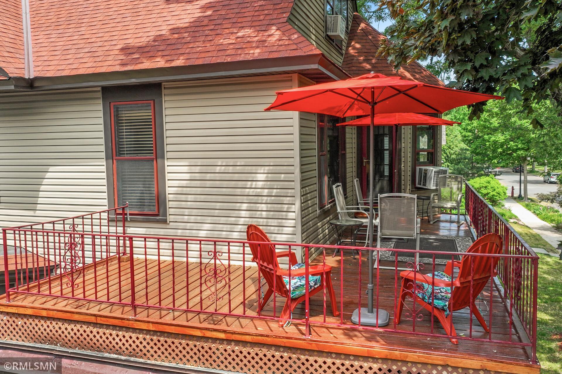 1418 Adams Street NE