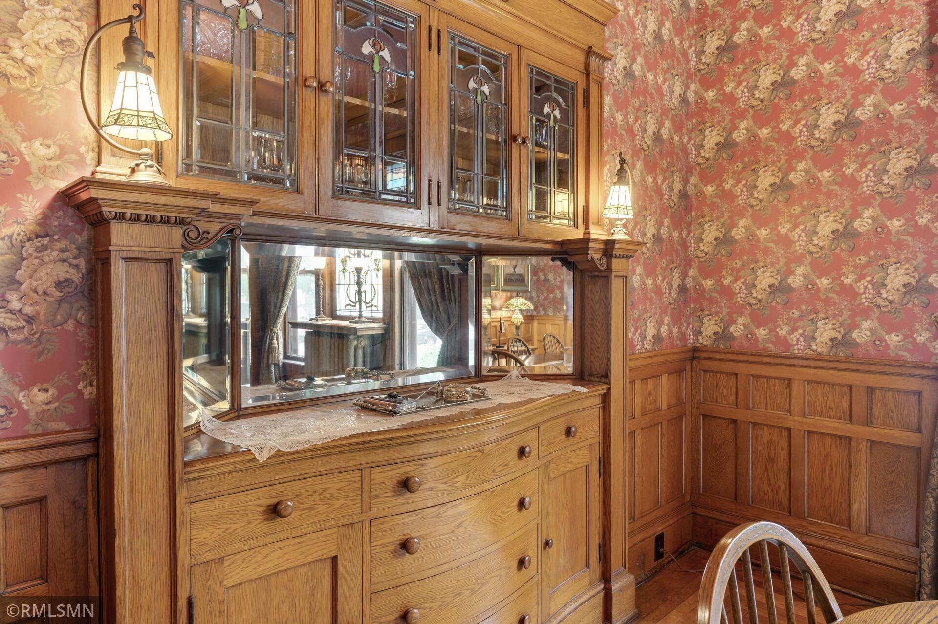 1418 Adams Street NE