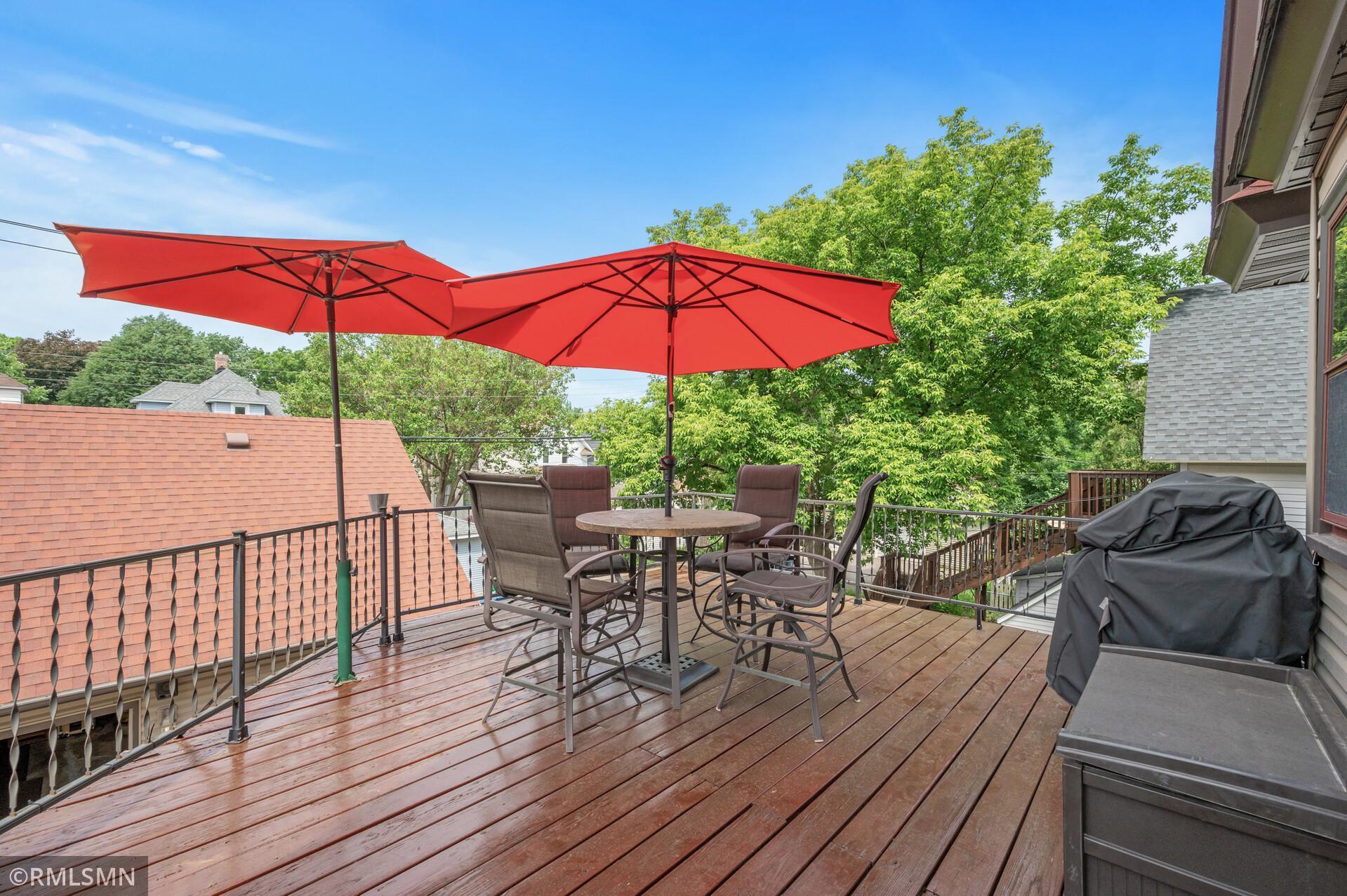 1418 Adams Street NE