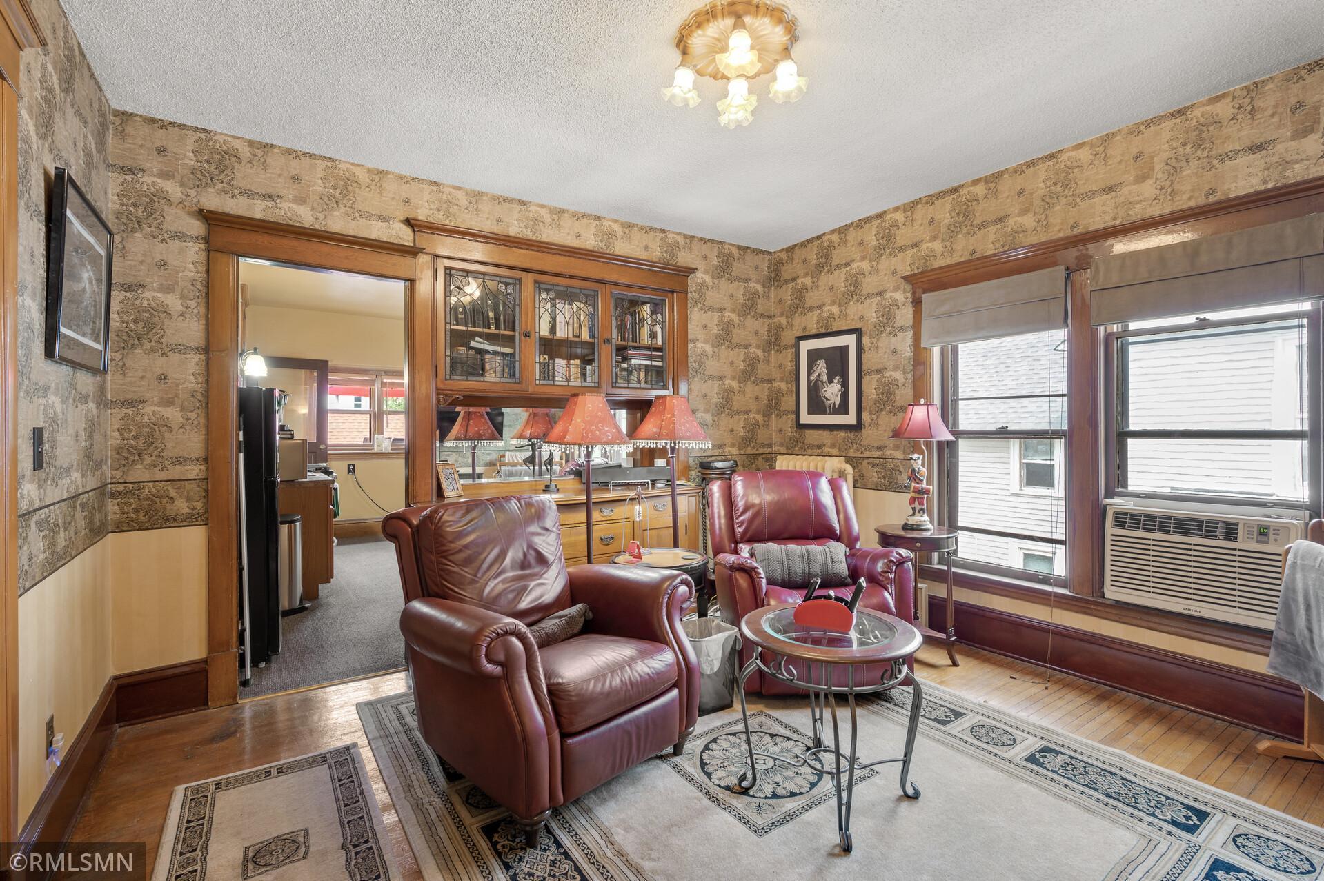 1418 Adams Street NE