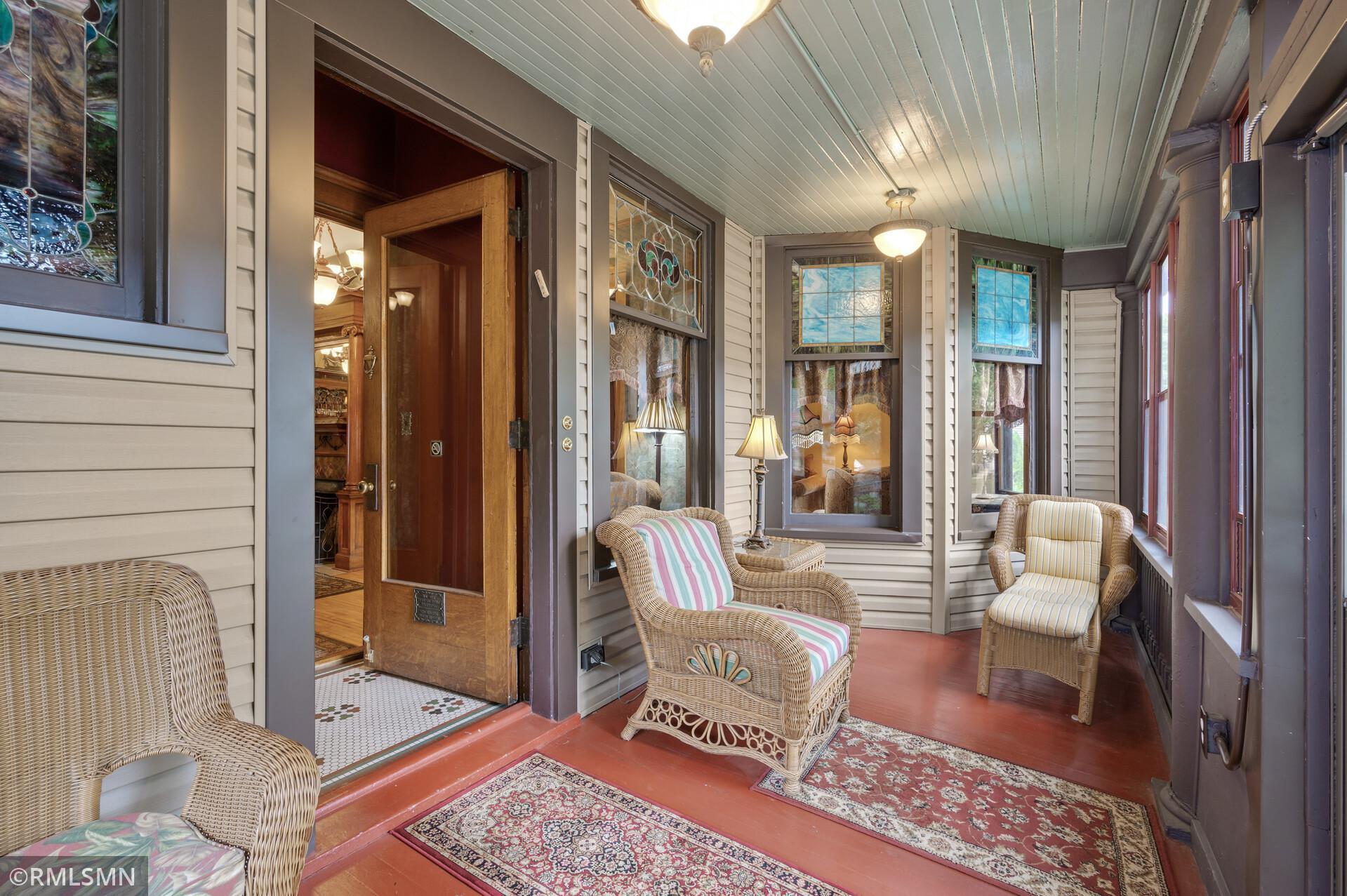 1418 Adams Street NE