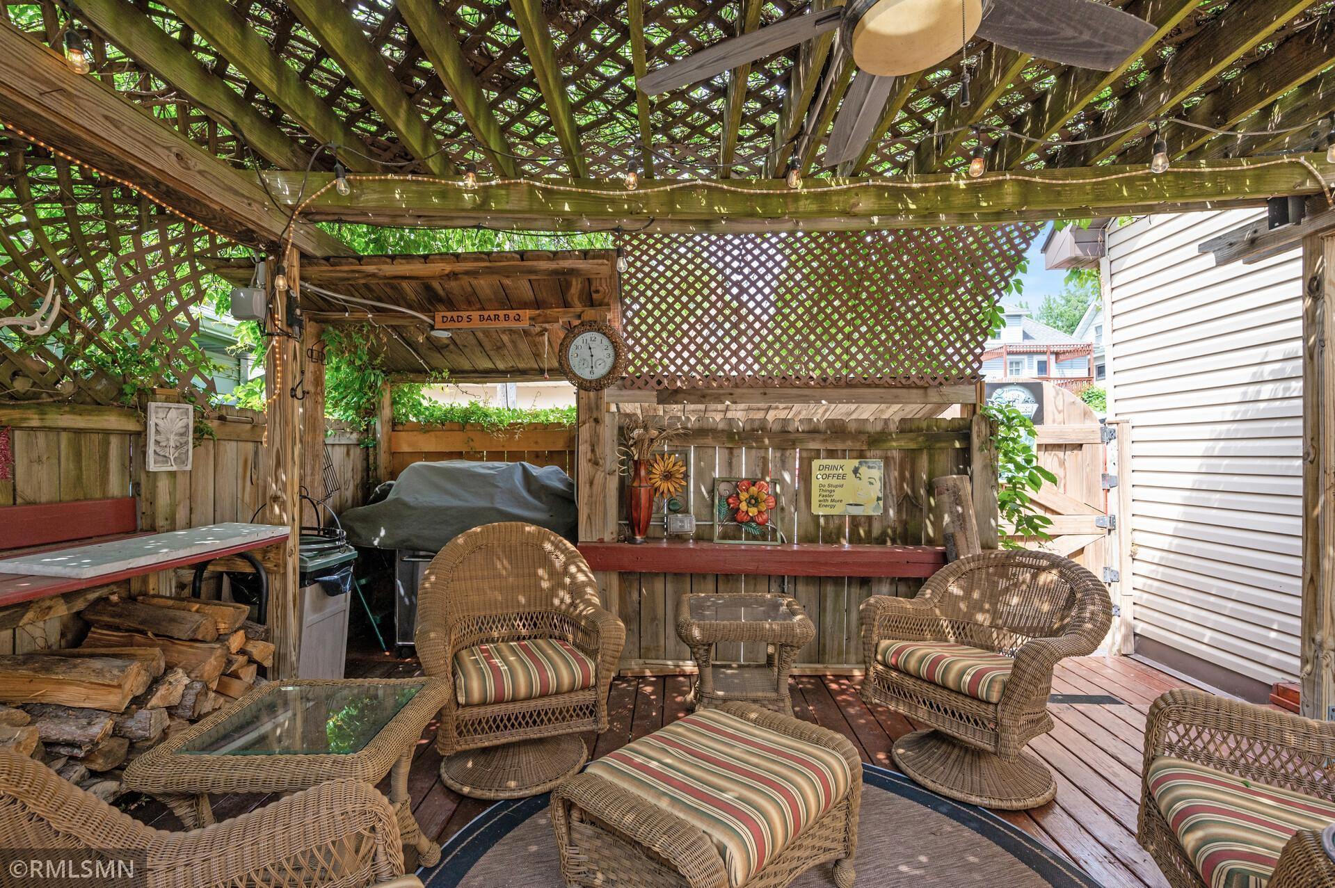 1418 Adams Street NE