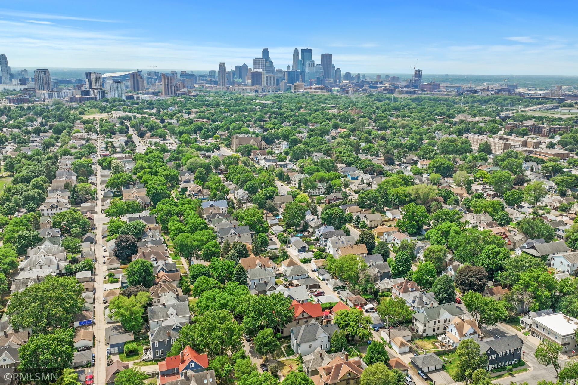 1418 Adams Street NE