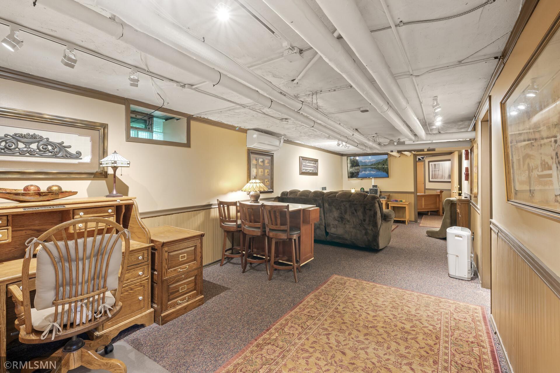 1418 Adams Street NE