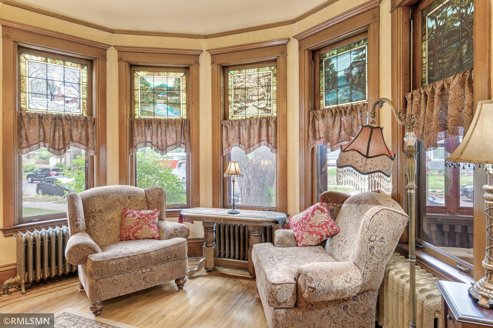 1418 Adams Street NE