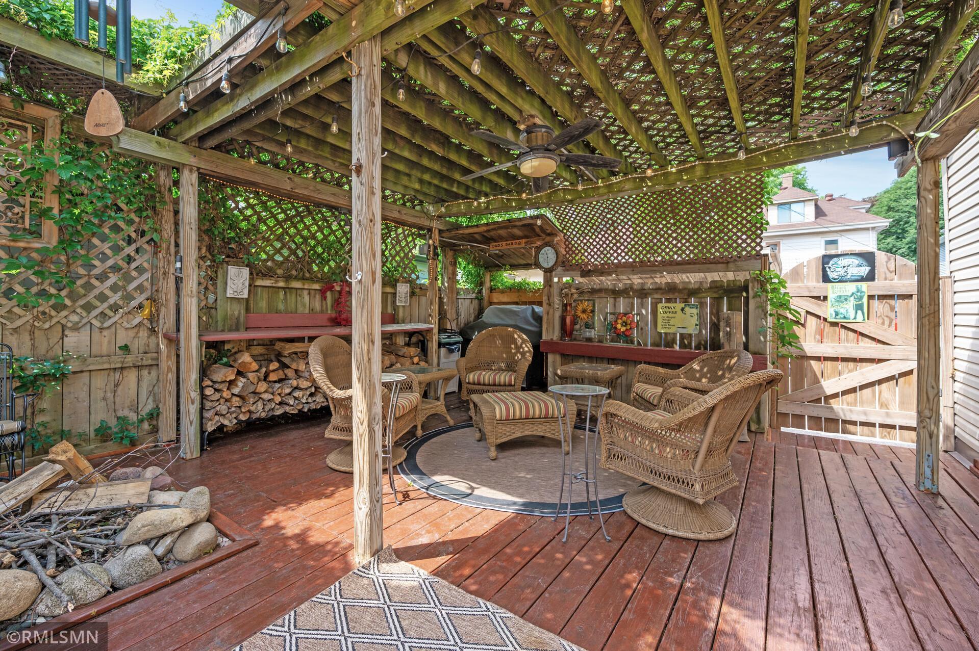 1418 Adams Street NE