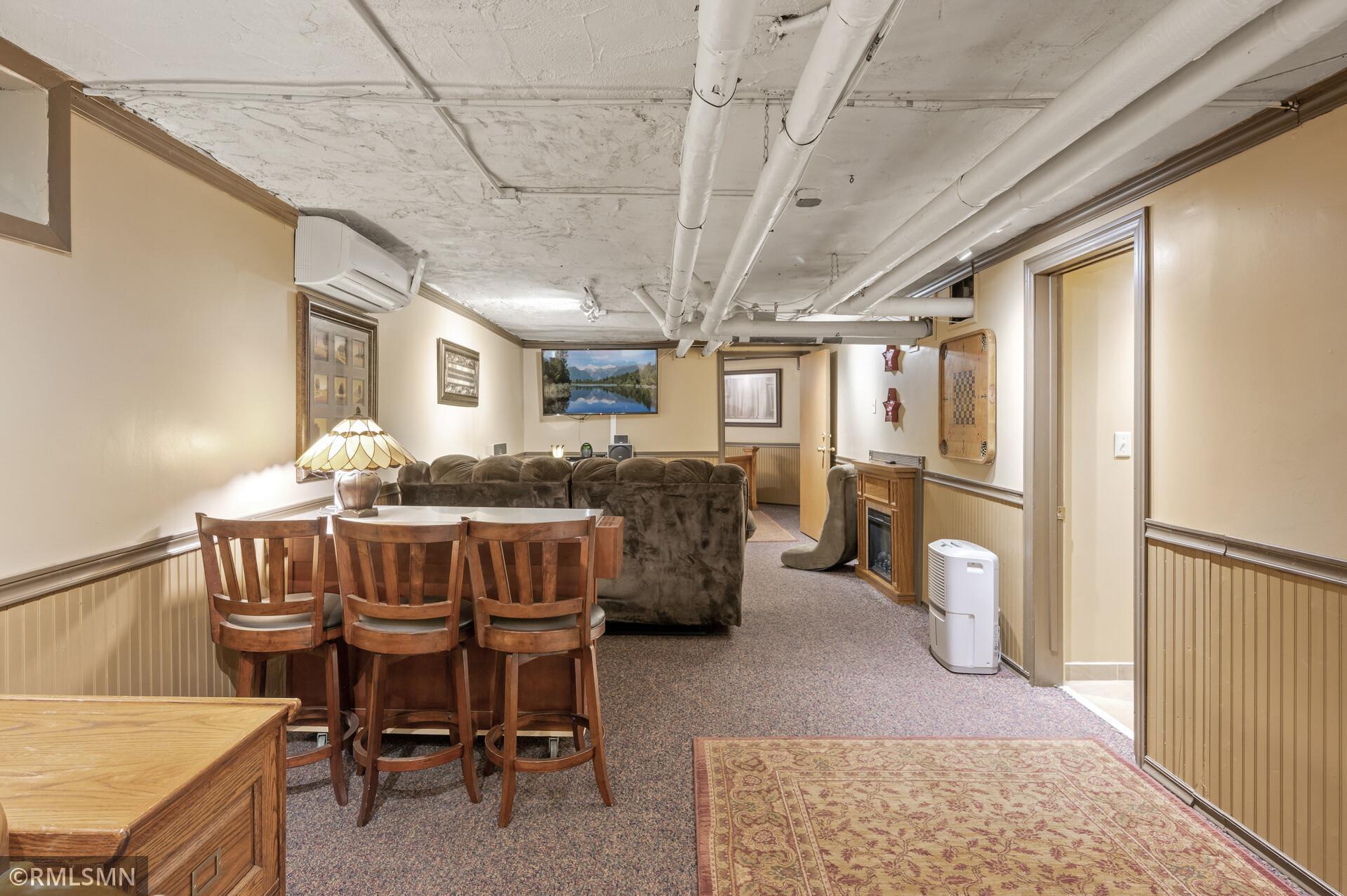 1418 Adams Street NE