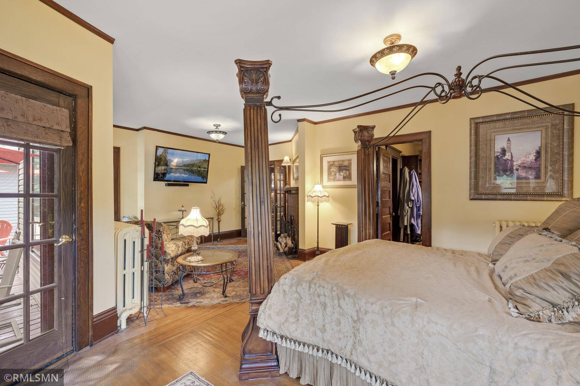 1418 Adams Street NE