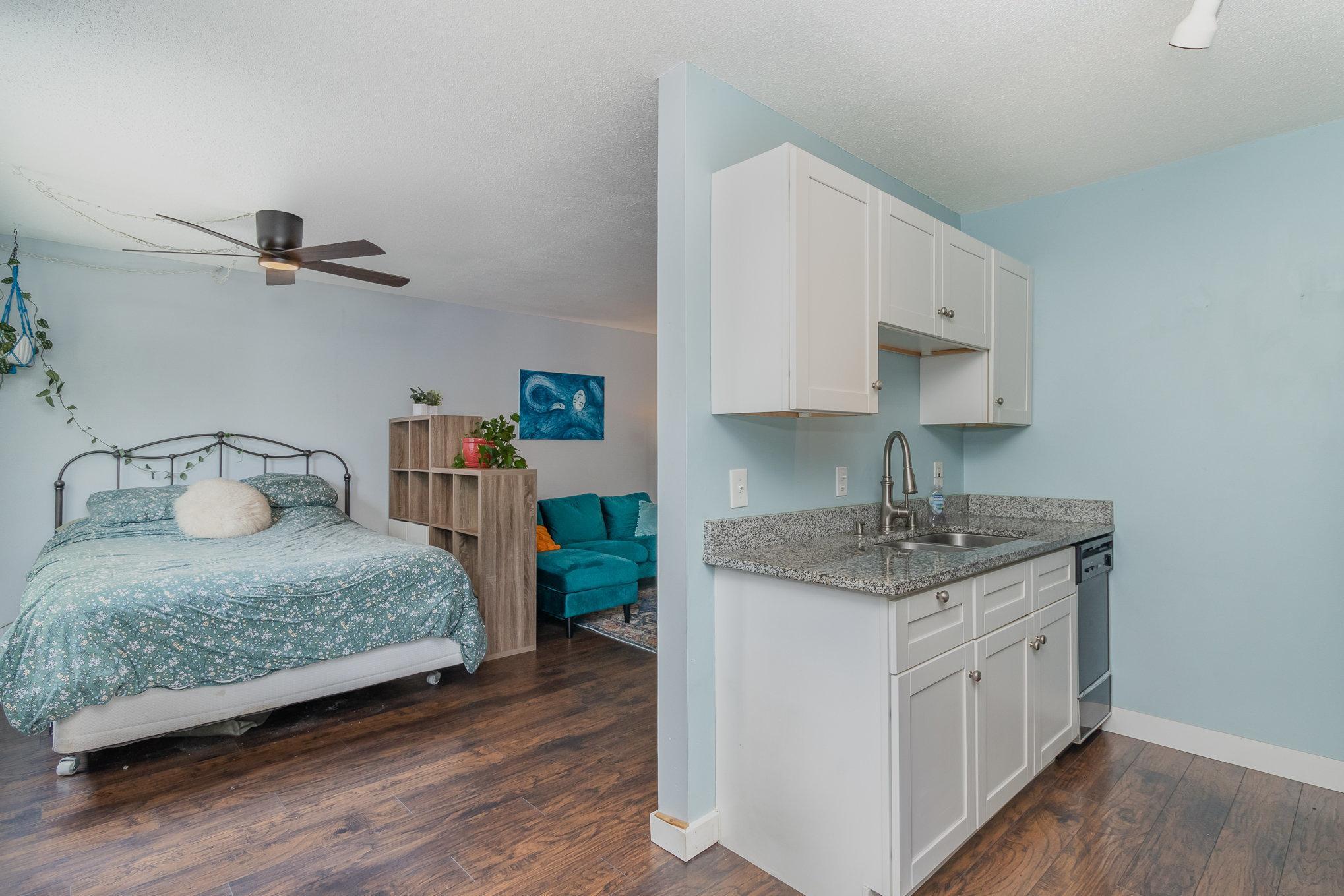 333 8th Street SE Unit: 105