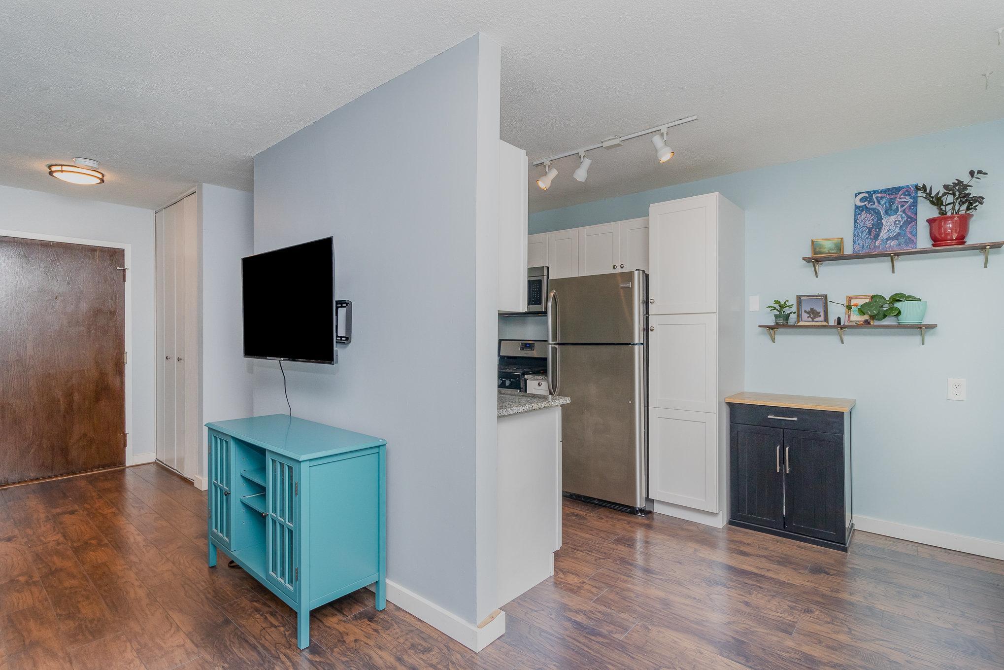 333 8th Street SE Unit: 105