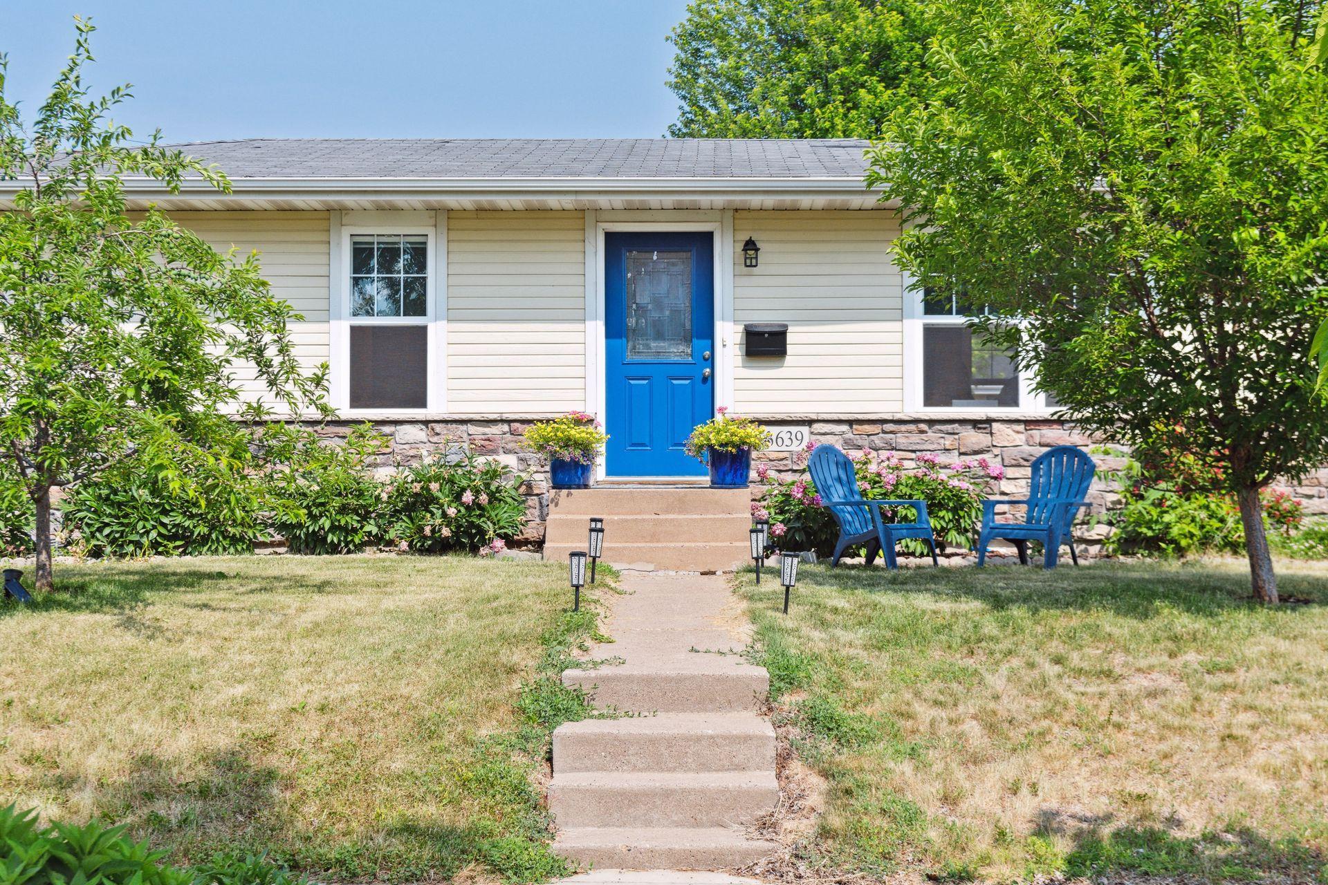 3639 Buchanan Street NE