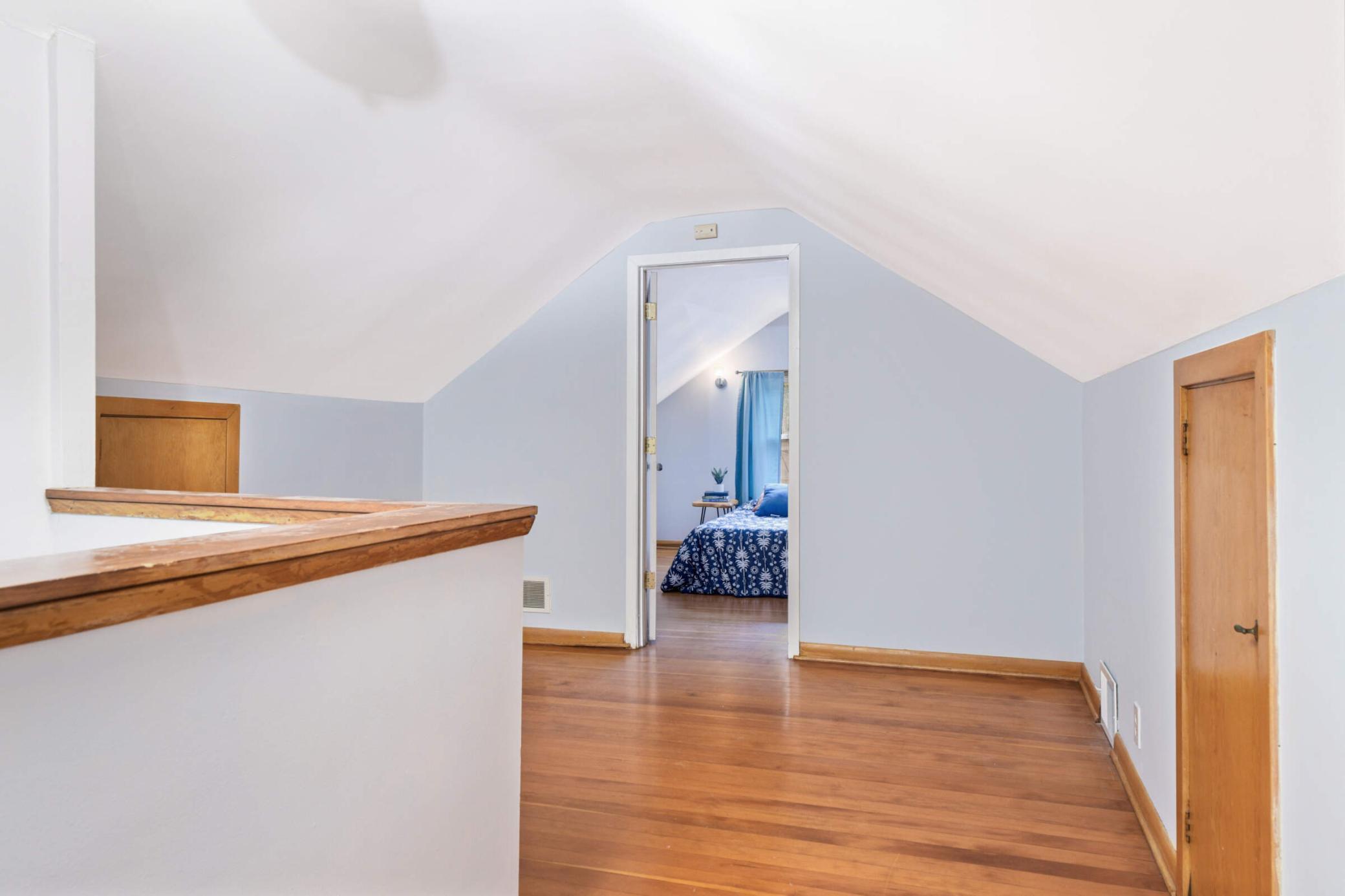 3606 Russell Avenue N