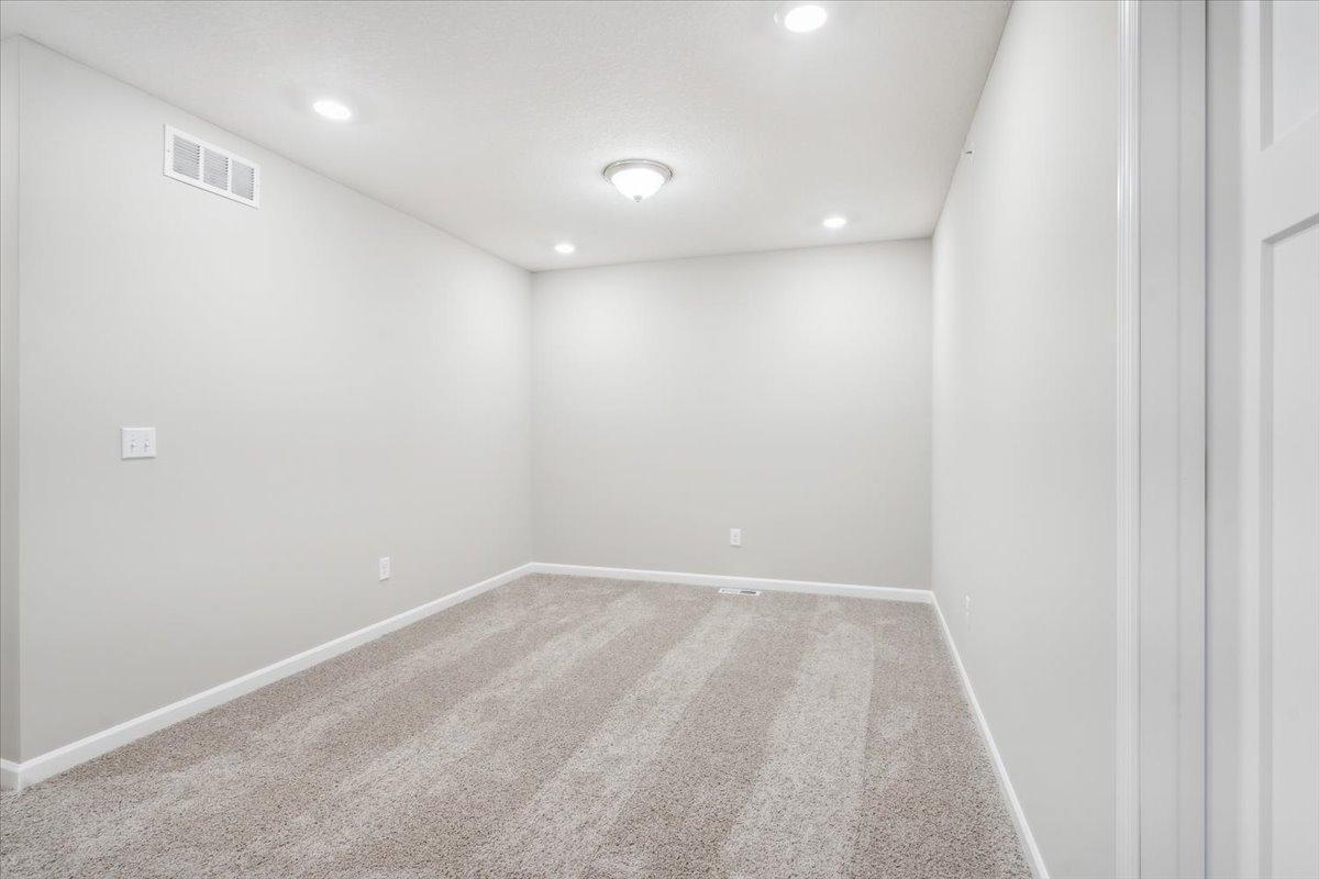 6727 Bluestem Way
