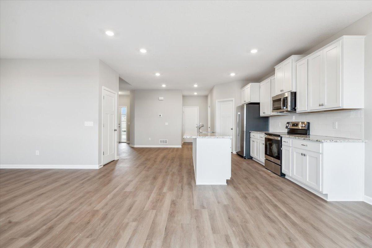 6727 Bluestem Way