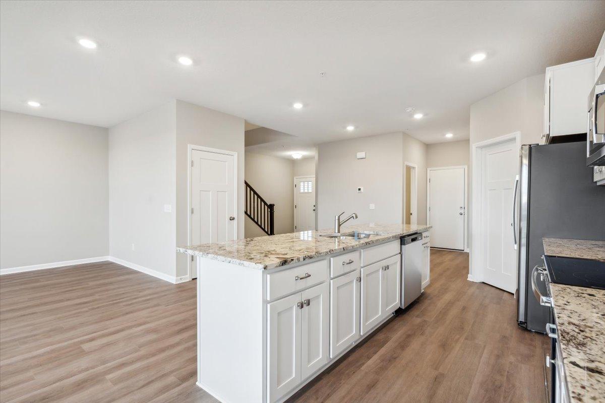 6727 Bluestem Way