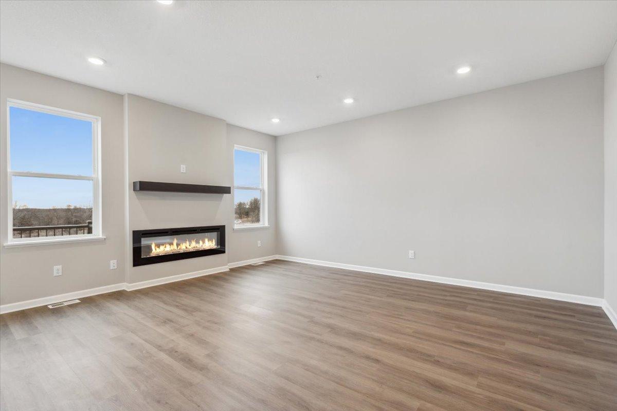 6727 Bluestem Way