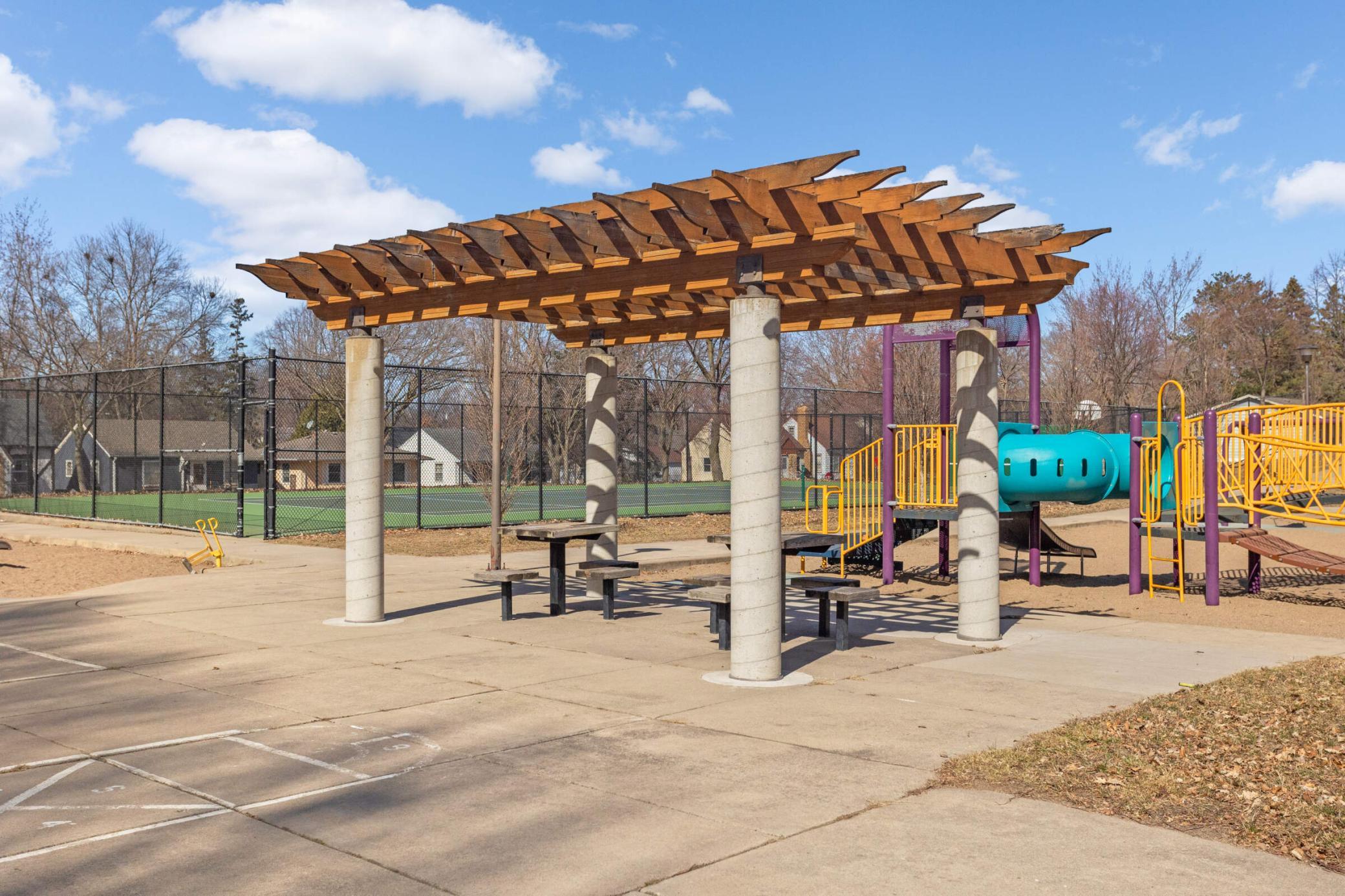 3442 Fillmore Street NE