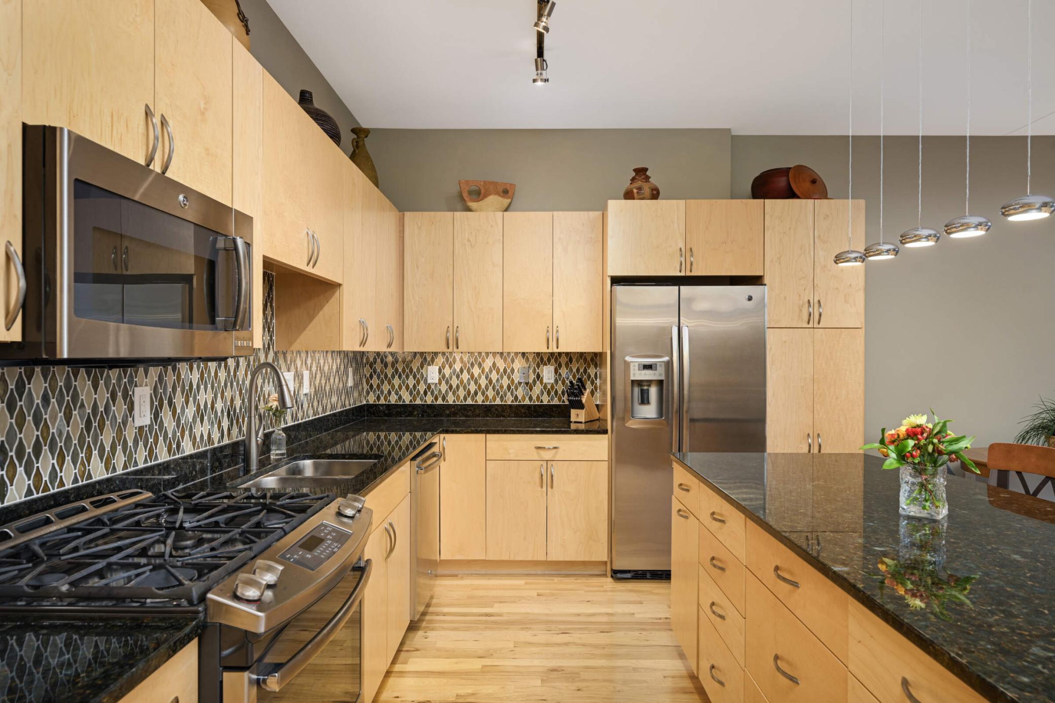 1120 S 2nd Street Unit: 209