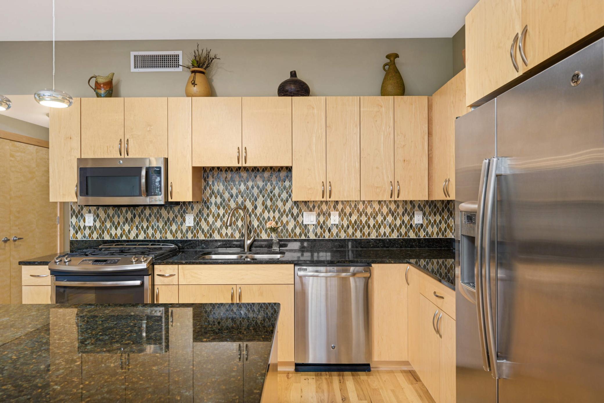 1120 S 2nd Street Unit: 209
