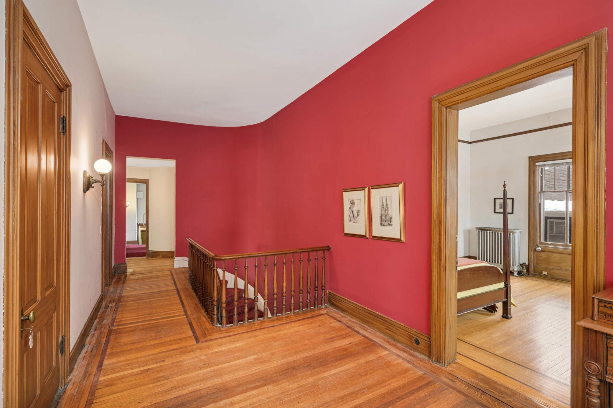 424 5th Street SE