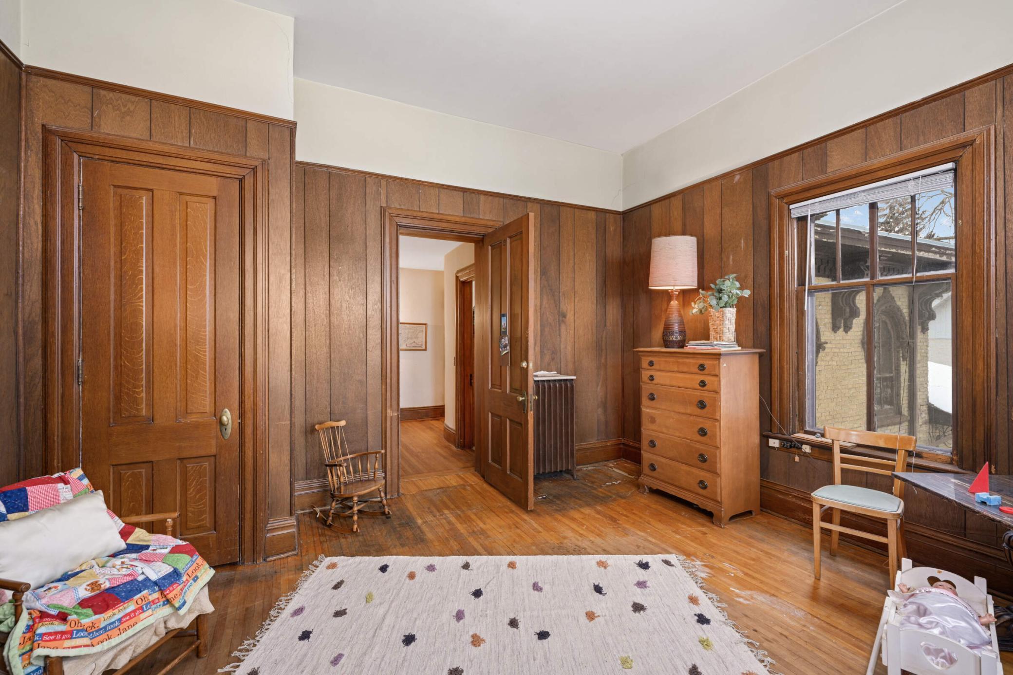 424 5th Street SE