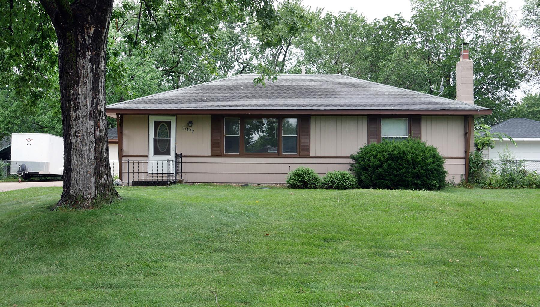 11848 Larch Street NW